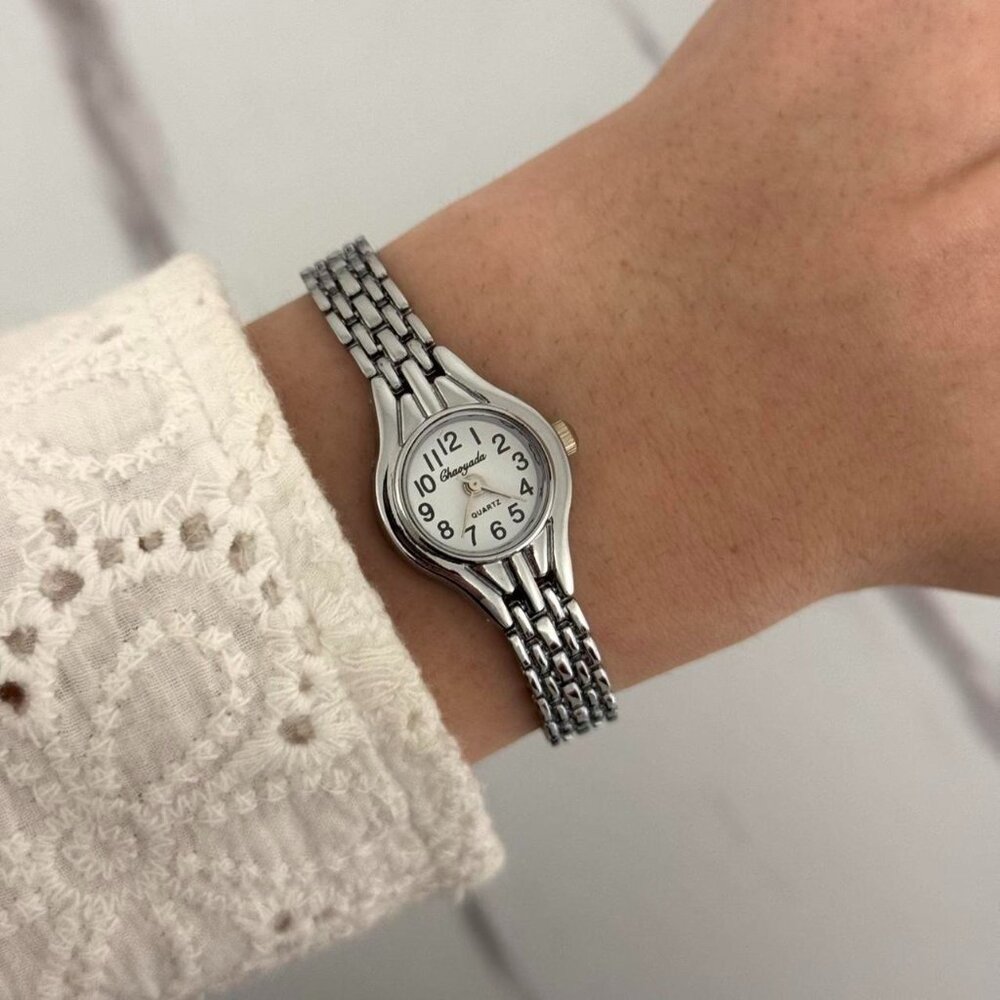Sku0261 Retro Silver White dial Women‎ Casual Round Watch Bracelet + gift bag